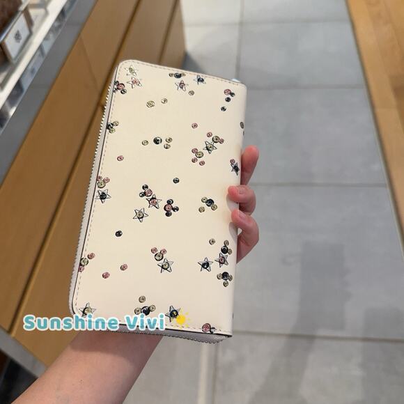 NWT Coach Long Zip Around Wallet With Star Print CCL38 Chalk Silver - Picture 7 of 8